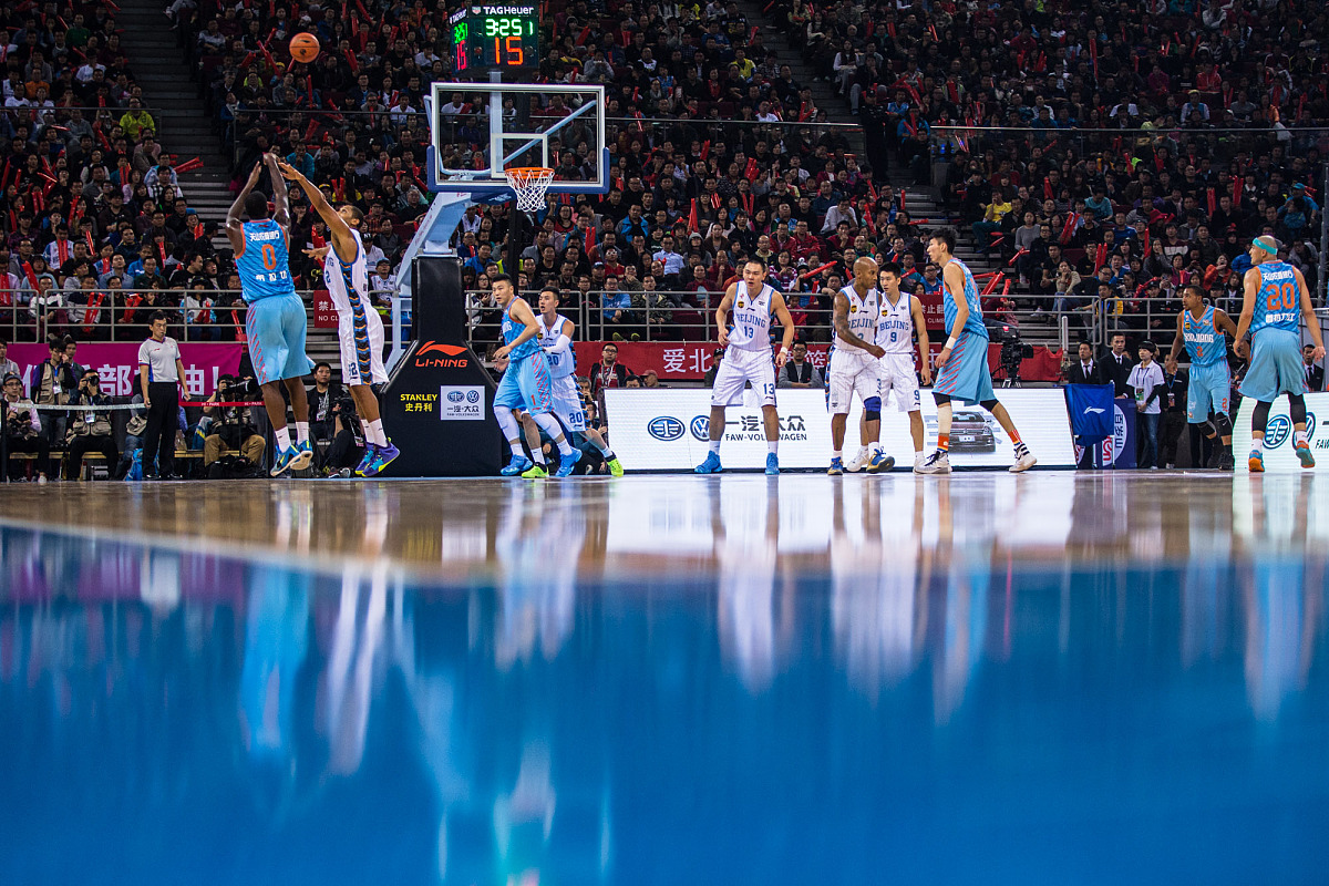 包含奥兰多魔术迎NBA季后赛关键赛，加时末段豪取连胜，气氛紧张，轮换策略成焦点的词条九游娱乐游戏官网