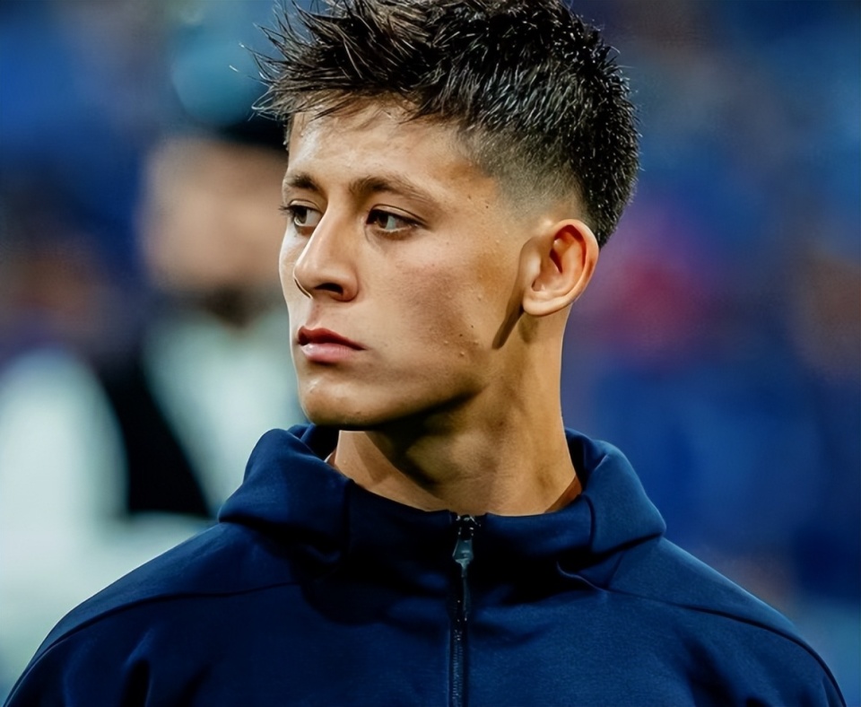 这也行？加时末段比利亚雷亚尔调整名单以备德国杯今晨克里夫兰骑士调整名单以备意甲，里昂主帅复盘备战德国杯的简单介绍